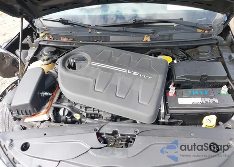 2015 Chrysler 200 C из США, поврежденный, VIN 1C3CCCCG0FN686698